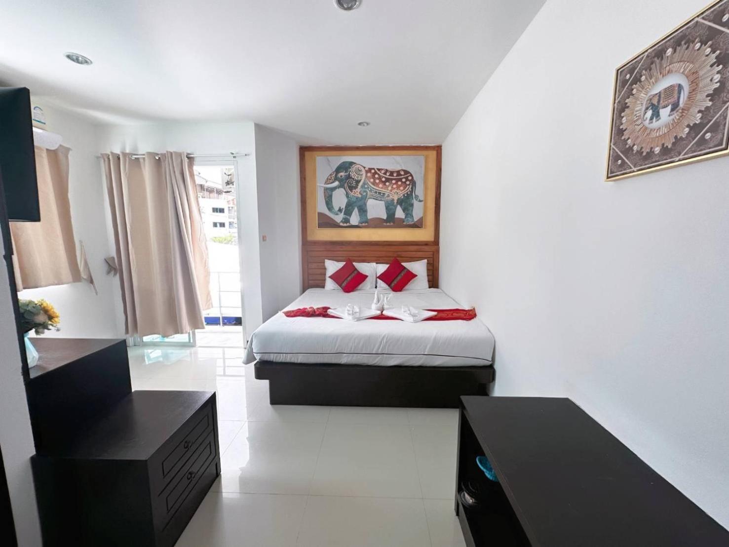 Abby'S House Hotel Patong Extérieur photo