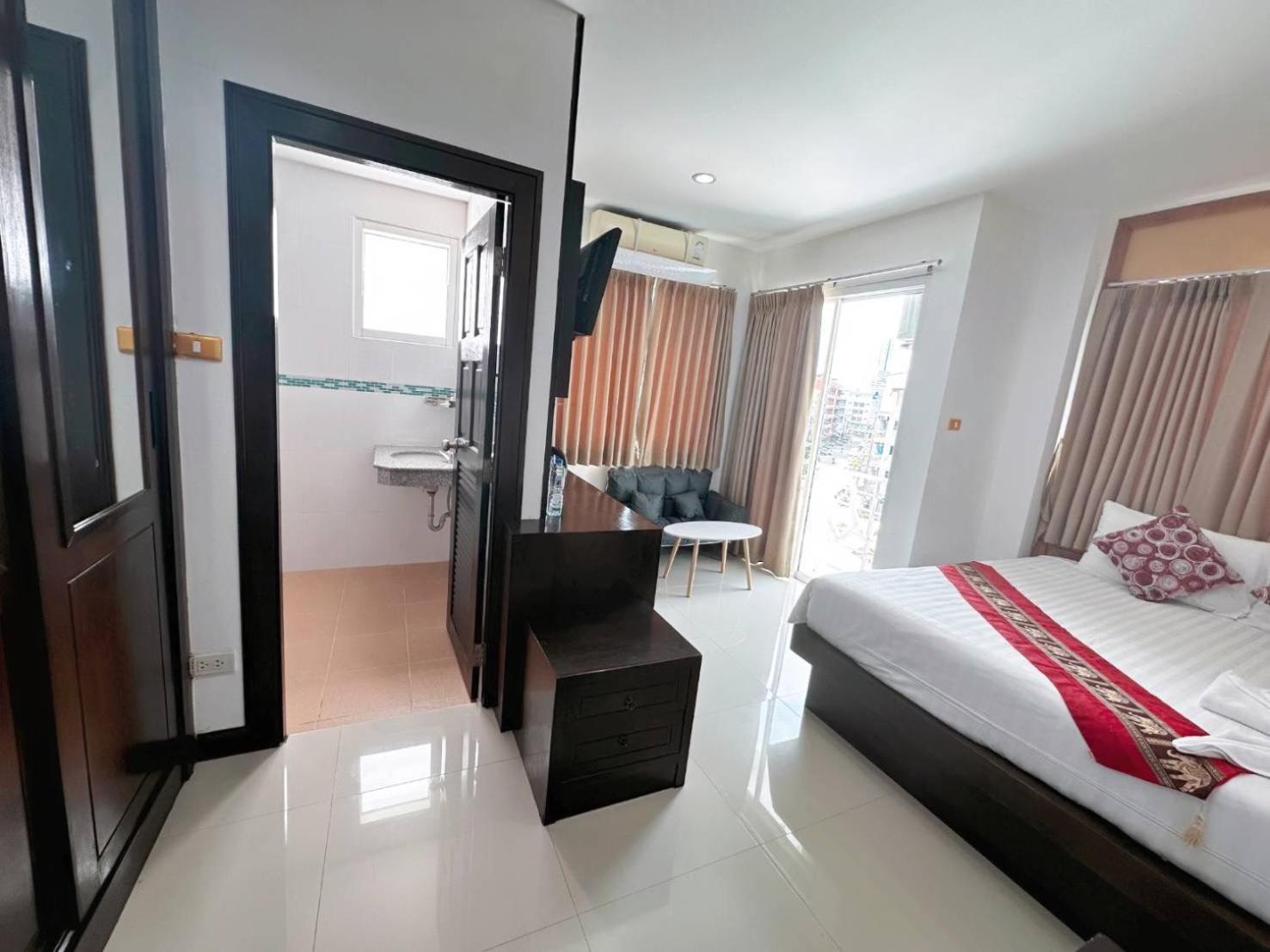 Abby'S House Hotel Patong Extérieur photo
