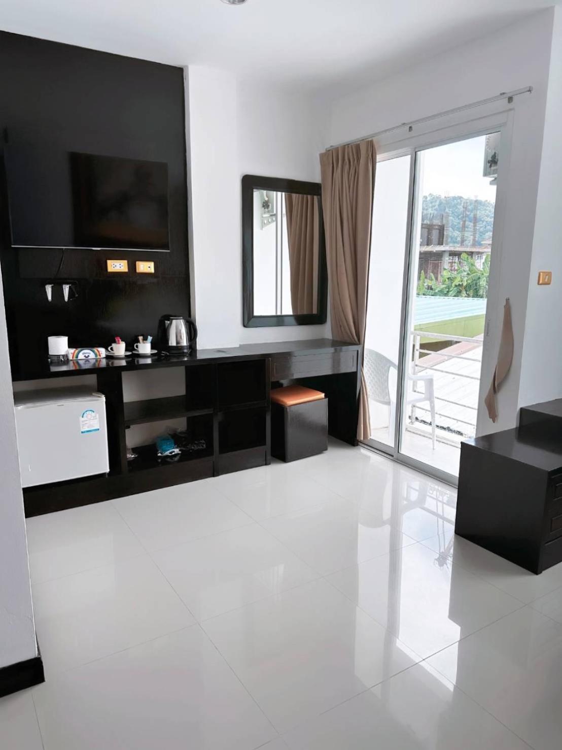 Abby'S House Hotel Patong Extérieur photo