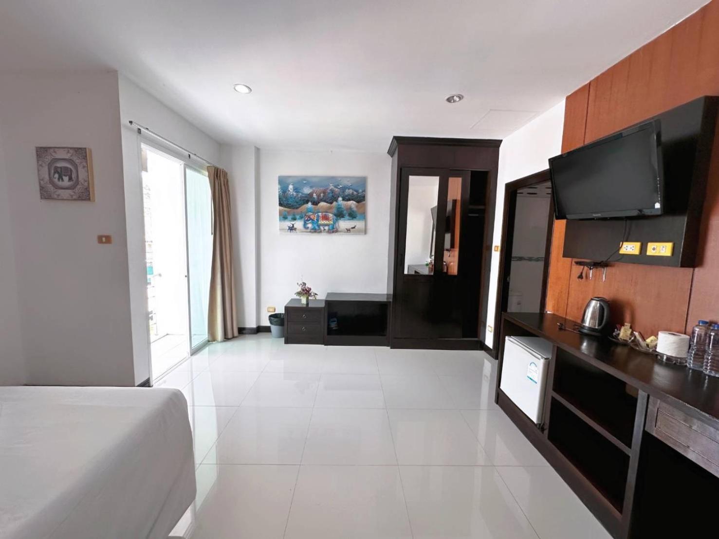 Abby'S House Hotel Patong Extérieur photo