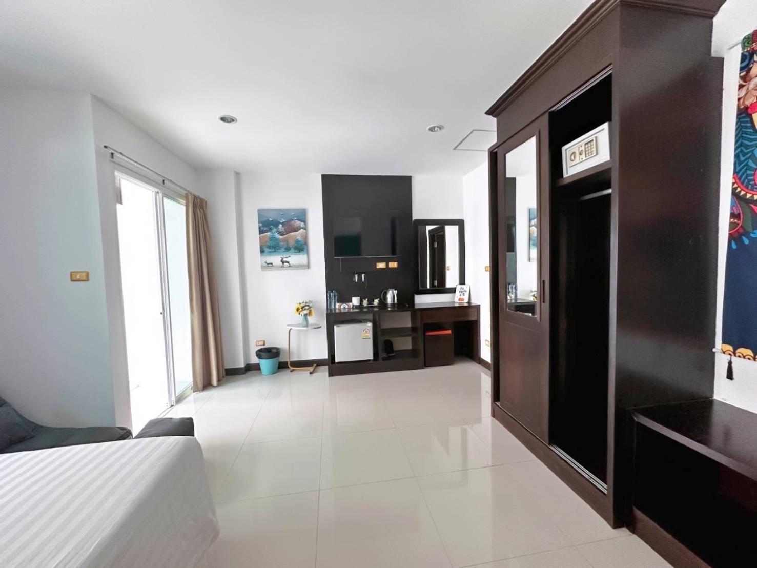 Abby'S House Hotel Patong Extérieur photo